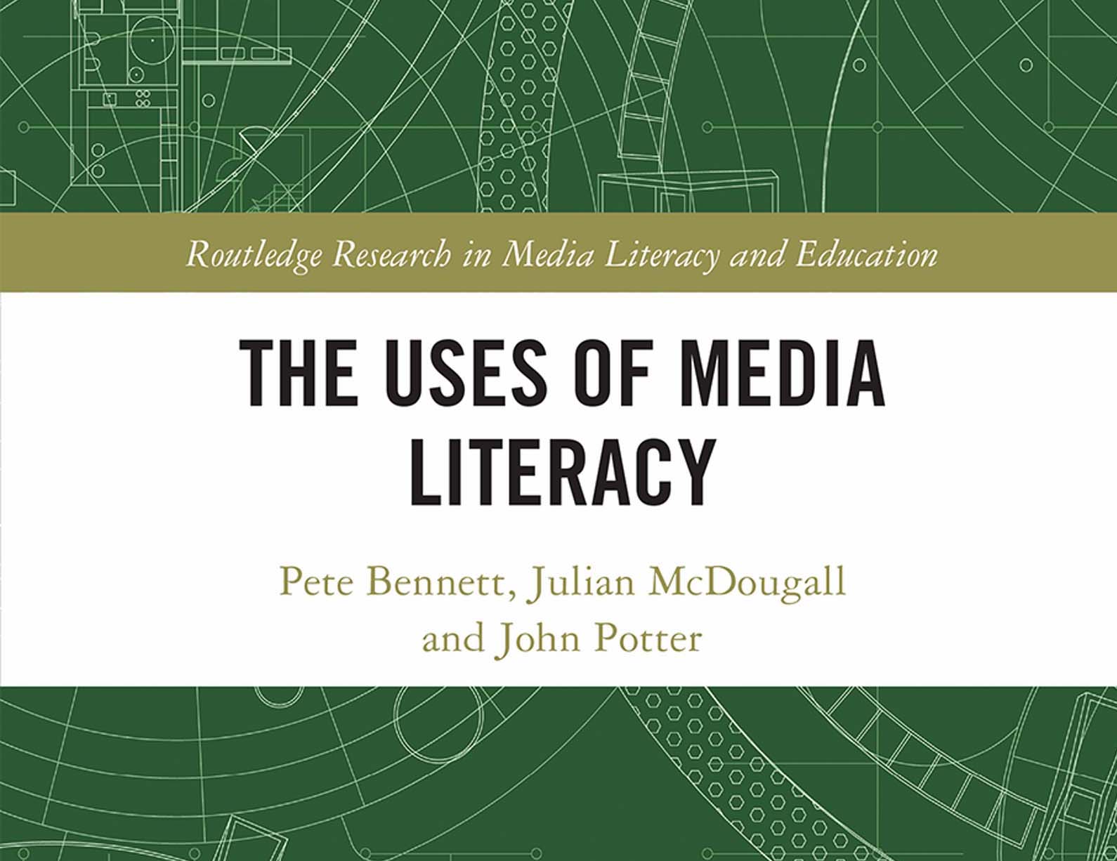 Towards the Dynamic Uses of Media Literacy