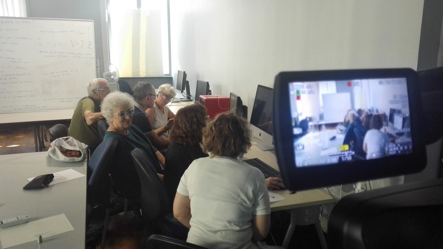 Audio-visual dynamics, TV formats and aphasia: a experimental project